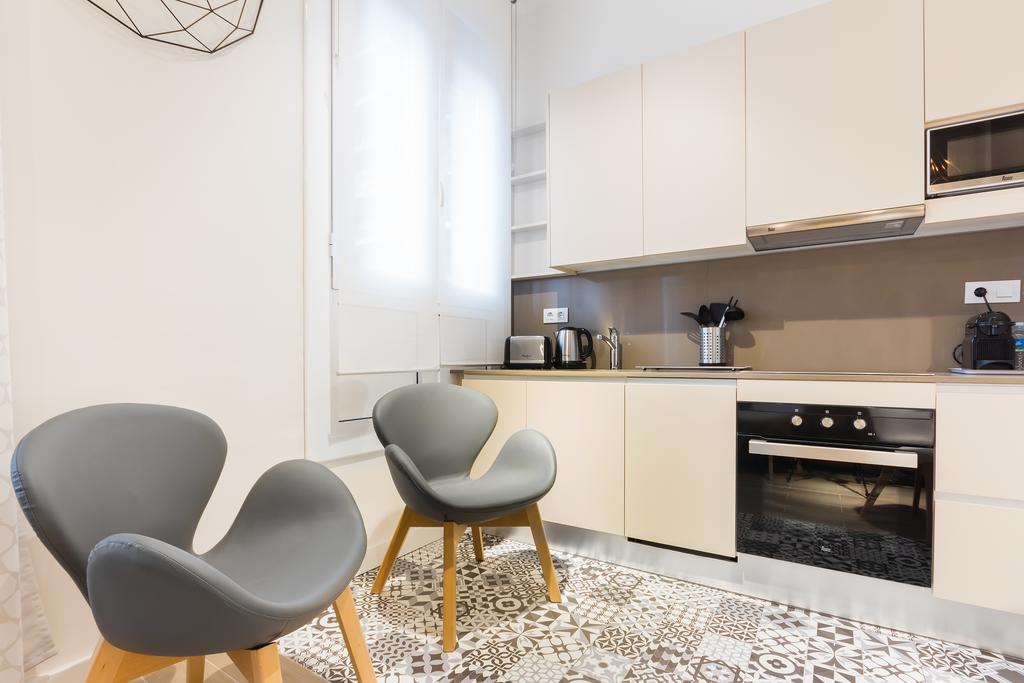 Barcelona Apartments Marina 124 المظهر الخارجي الصورة