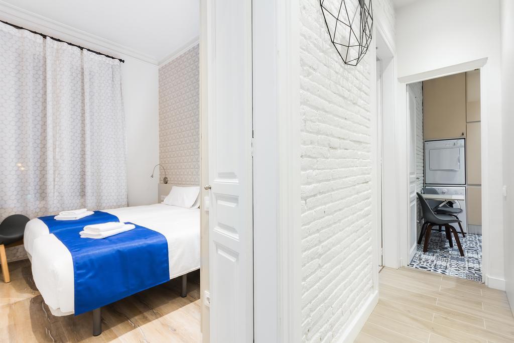 Barcelona Apartments Marina 124 المظهر الخارجي الصورة
