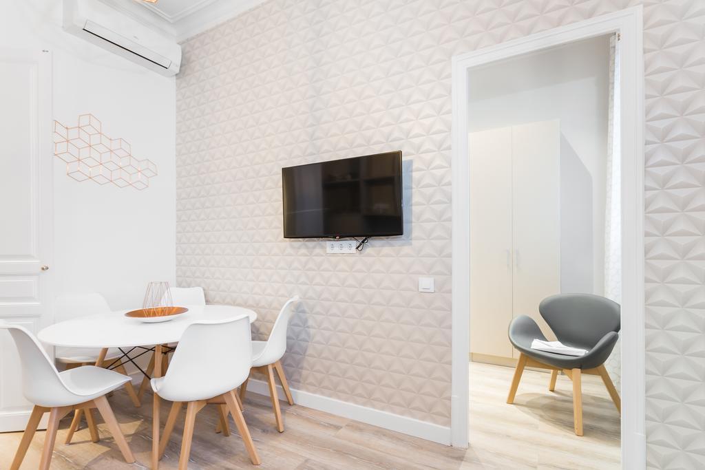Barcelona Apartments Marina 124 المظهر الخارجي الصورة