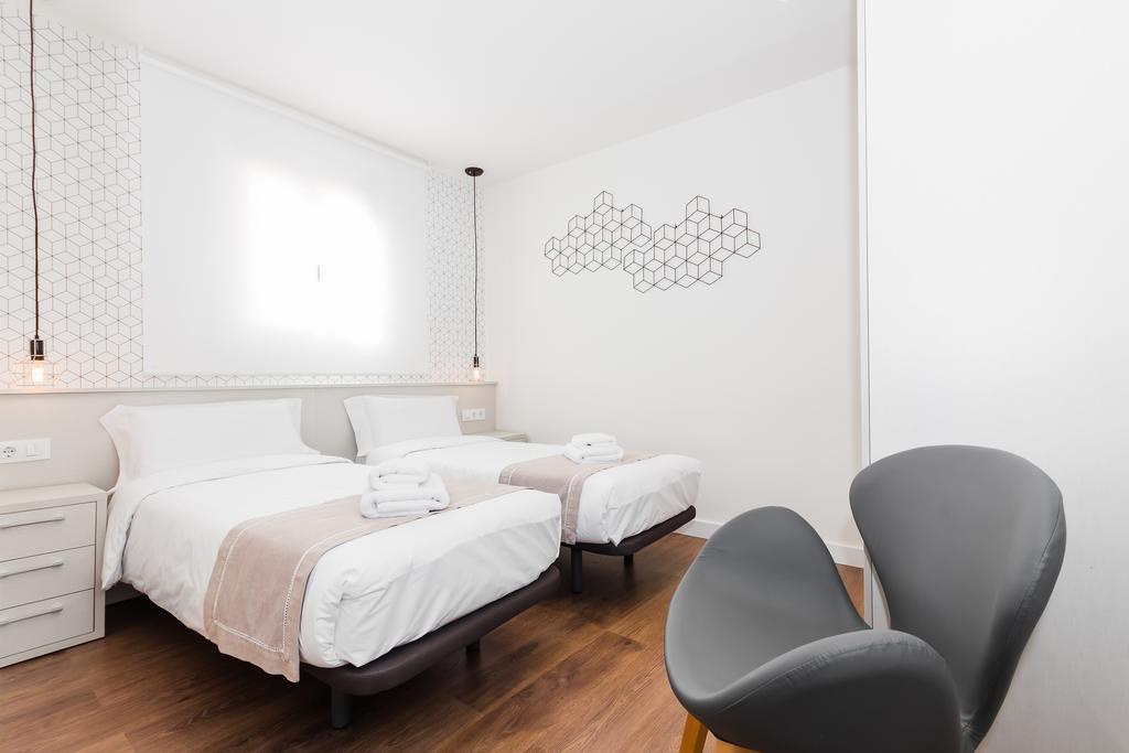 Barcelona Apartments Marina 124 المظهر الخارجي الصورة