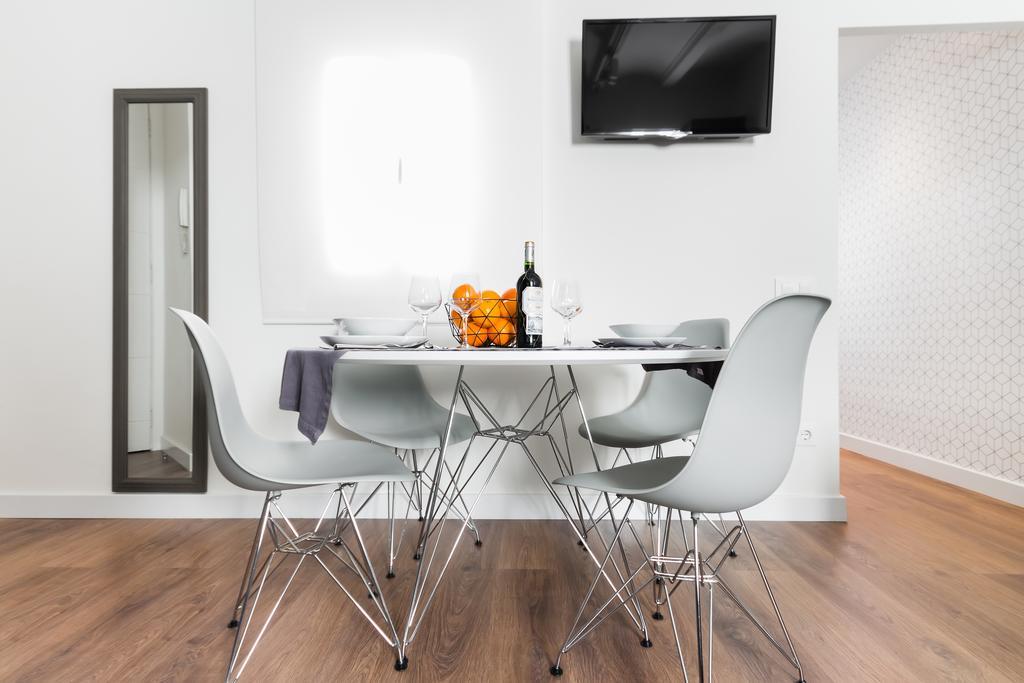 Barcelona Apartments Marina 124 المظهر الخارجي الصورة